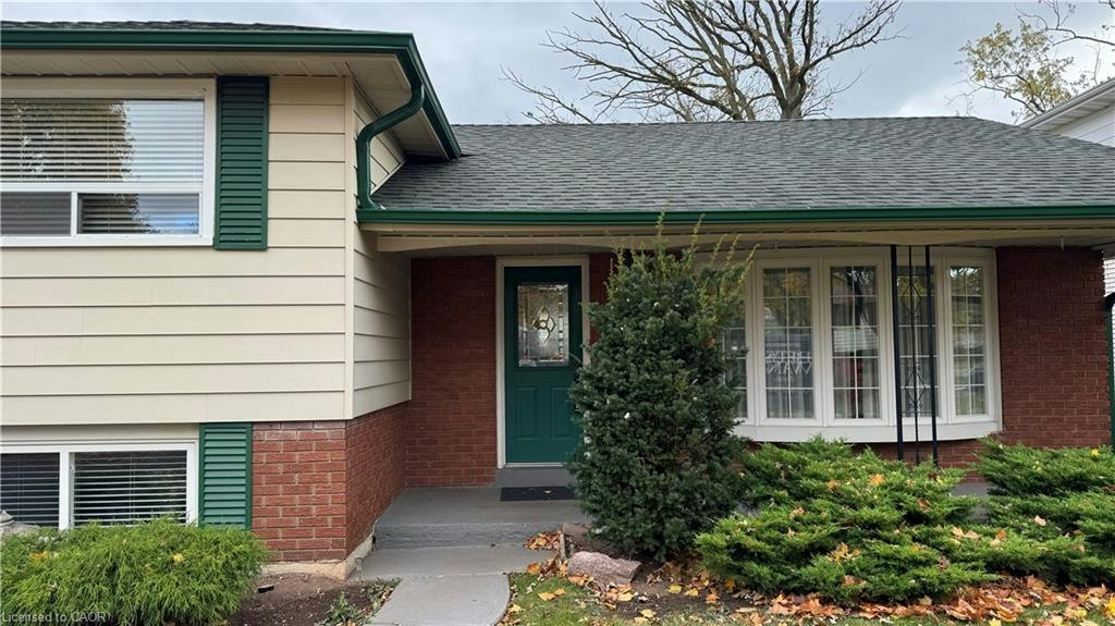 5440 Windermere Drive, Burlington, ON, L7L 3M5 - 2