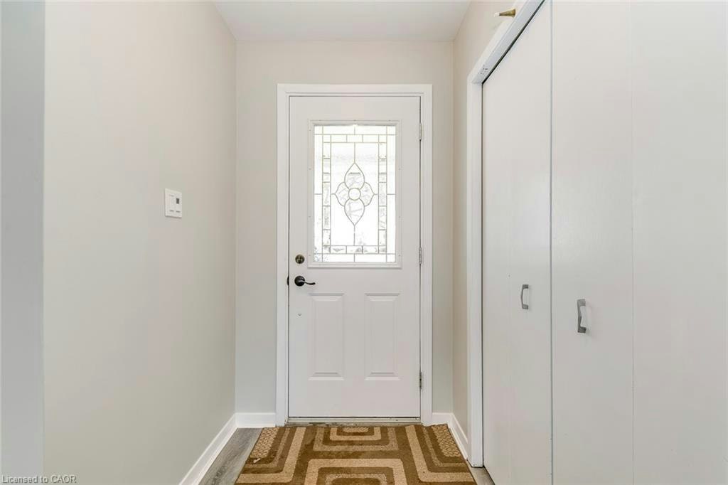 5440 Windermere Drive, Burlington, ON, L7L 3M5 - 4