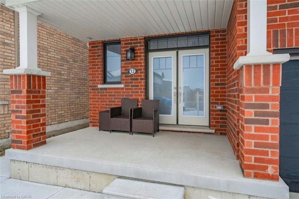 12 Toffee Trail, Hamilton, ON, L8J 0M2 - 2