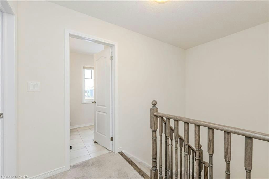 12 Toffee Trail, Hamilton, ON, L8J 0M2 - 8