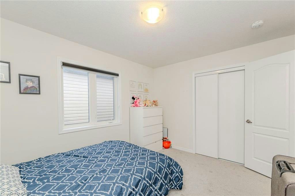 12 Toffee Trail, Hamilton, ON, L8J 0M2 - 10
