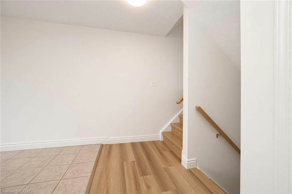 250 Parkvale Drive, Kitchener, ON, N2R 1Y8 - 20