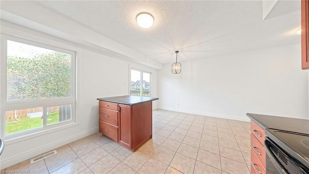250 Parkvale Drive, Kitchener, ON, N2R 1Y8 - 17