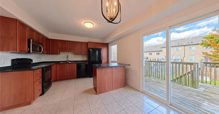 250 Parkvale Drive, Kitchener, ON, N2R 1Y8 - 9