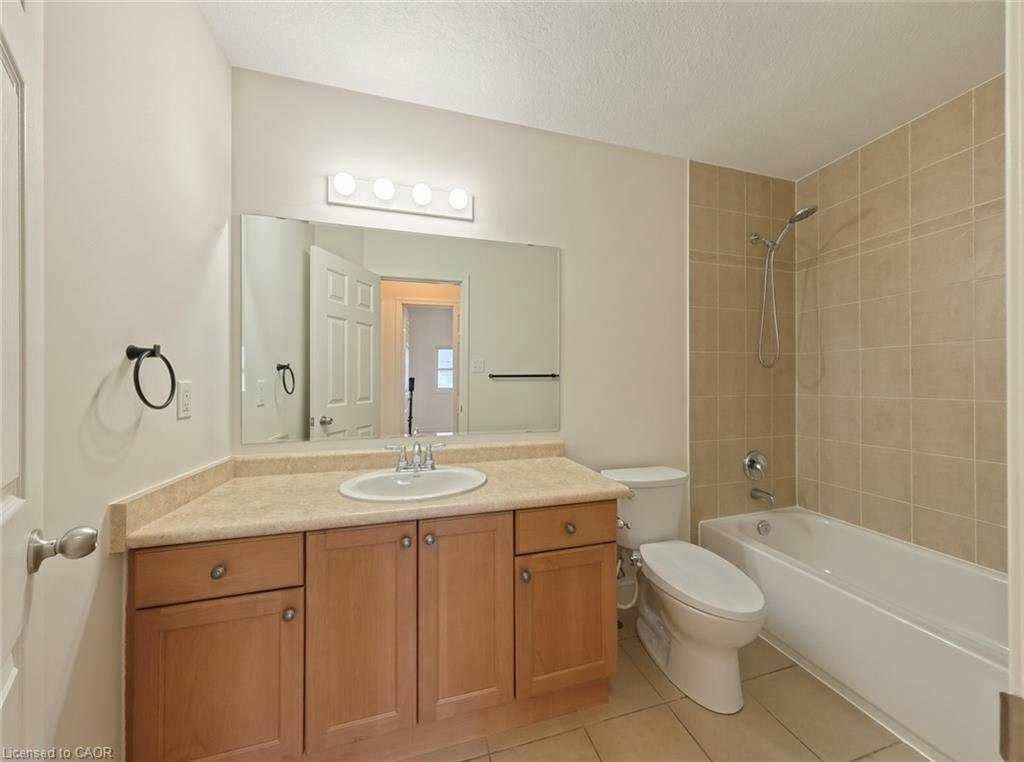 250 Parkvale Drive, Kitchener, ON, N2R 1Y8 - 30