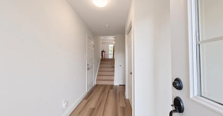 250 Parkvale Drive, Kitchener, ON, N2R 1Y8 - 2