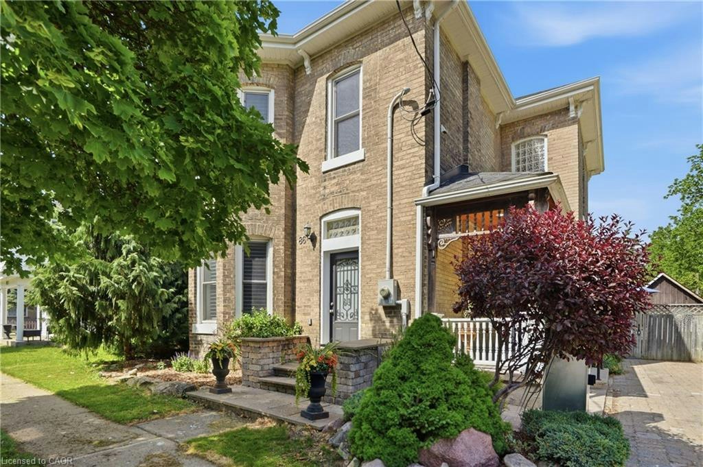 86 Oak Street, Brantford, ON, N3T 2B3