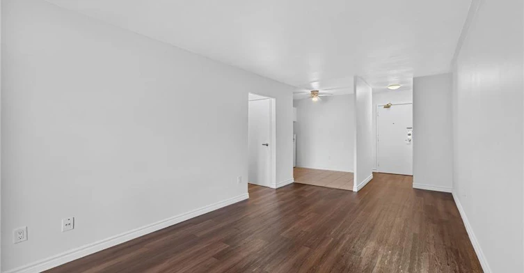 908-223 Jackson Street W, Hamilton, ON, L8P 4R4 - 4