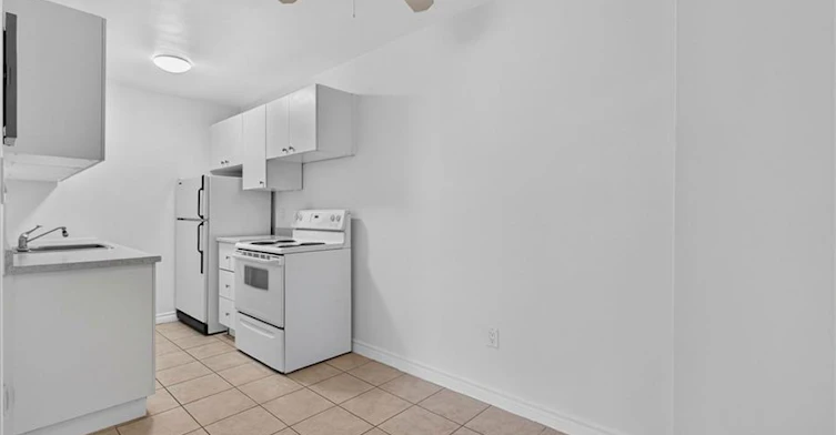 908-223 Jackson Street W, Hamilton, ON, L8P 4R4 - 8