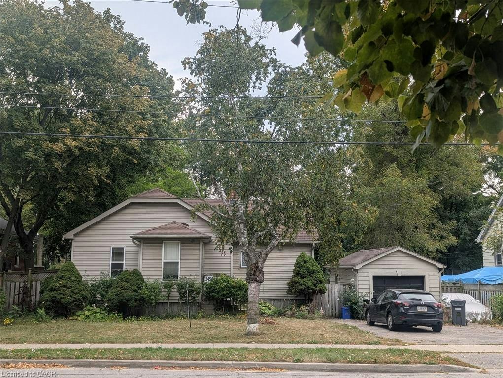 2450 Woodward Avenue, Burlington, ON, L7R 1T9