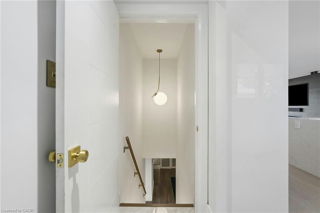 9 Donlea Drive, Hamilton, ON, L8T 1K4 - 31