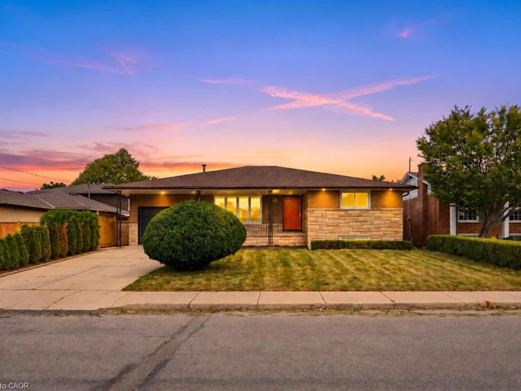 9 Donlea Drive, Hamilton, ON, L8T 1K4 - 42