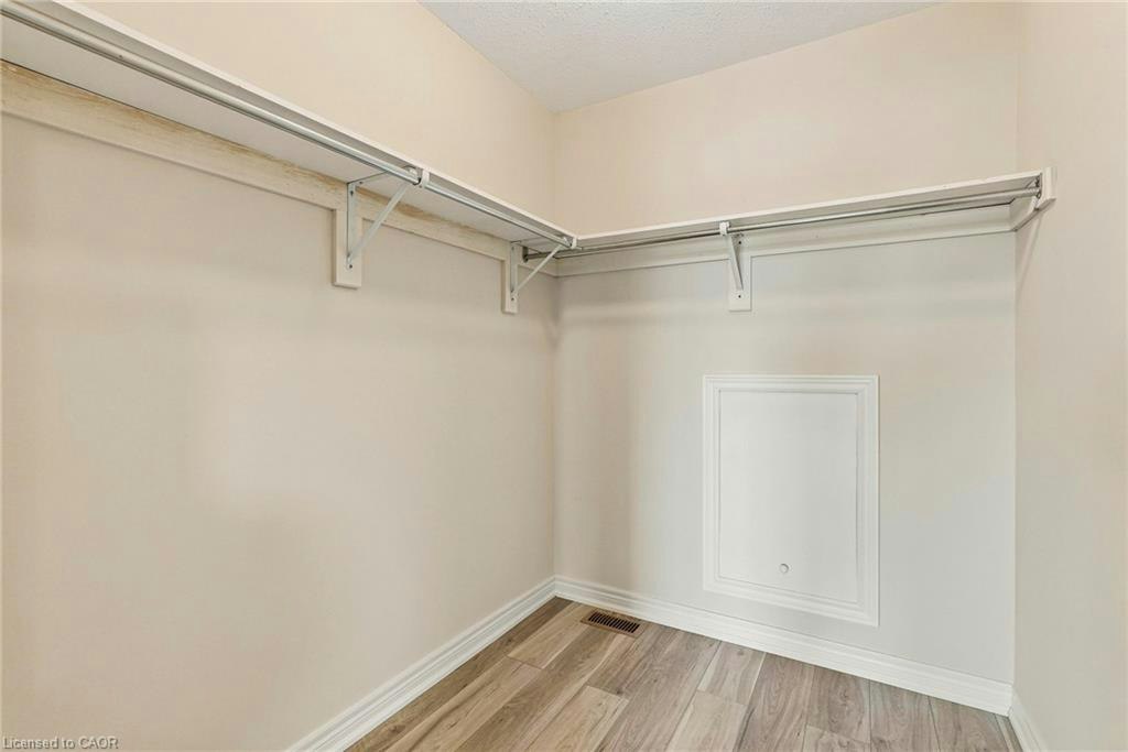 123 Skinner Road, Hamilton, ON, L8B 0R4 - 32