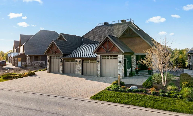 133 Georgian Bay Lane