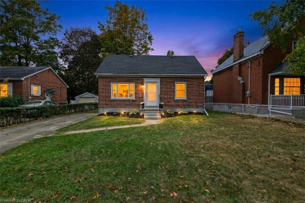 223 Margaret Avenue, Kitchener, ON, N2H 4J1
