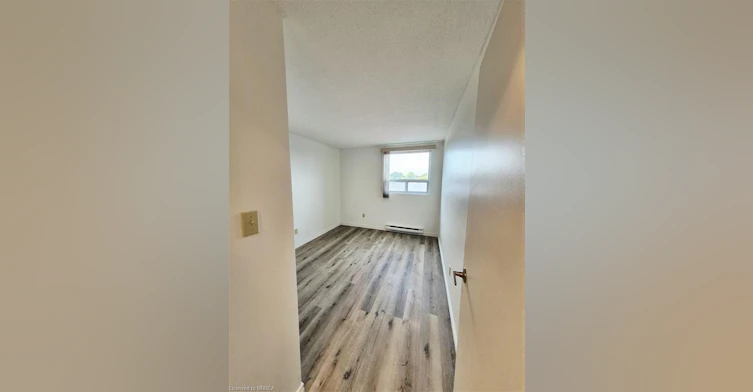 503-421 Fairview Drive, Brantford, ON, N3R 7M3 - 21