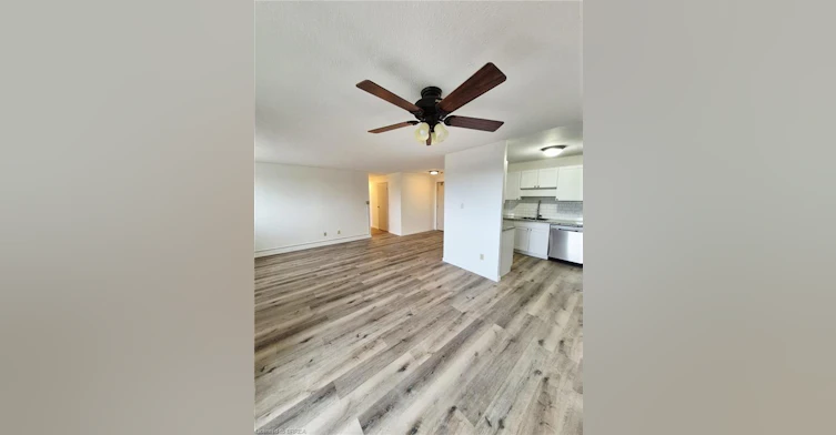 503-421 Fairview Drive, Brantford, ON, N3R 7M3 - 7