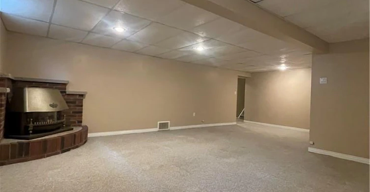 23 Woodsview Avenue, Grimsby, ON, L3M 3S7 - 14