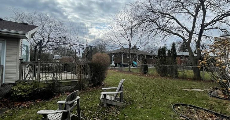 23 Woodsview Avenue, Grimsby, ON, L3M 3S7 - 18