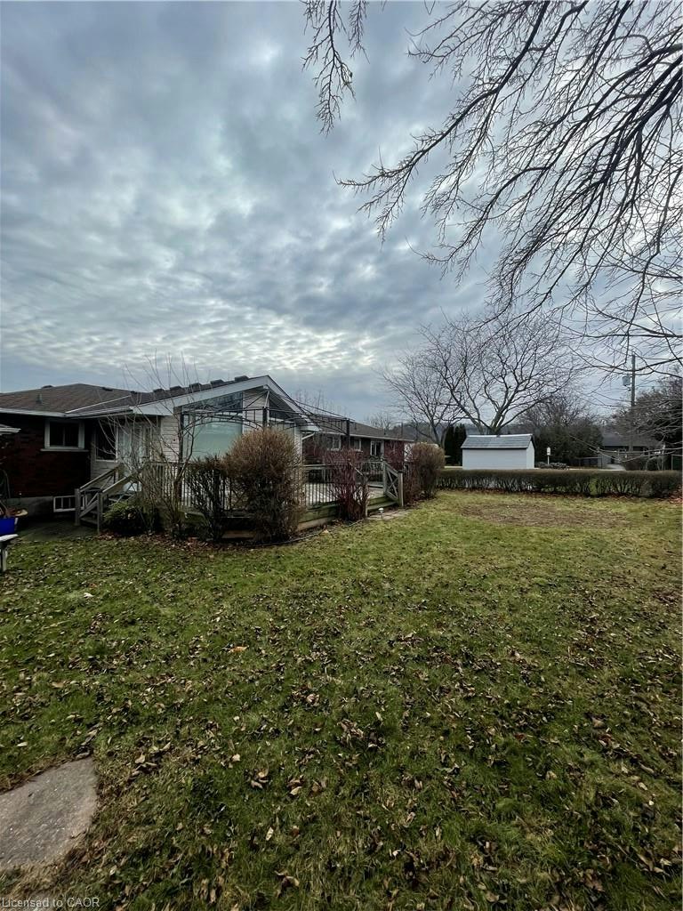 23 Woodsview Avenue, Grimsby, ON, L3M 3S7 - 19