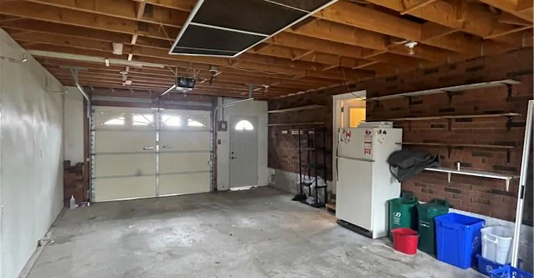 23 Woodsview Avenue, Grimsby, ON, L3M 3S7 - 12