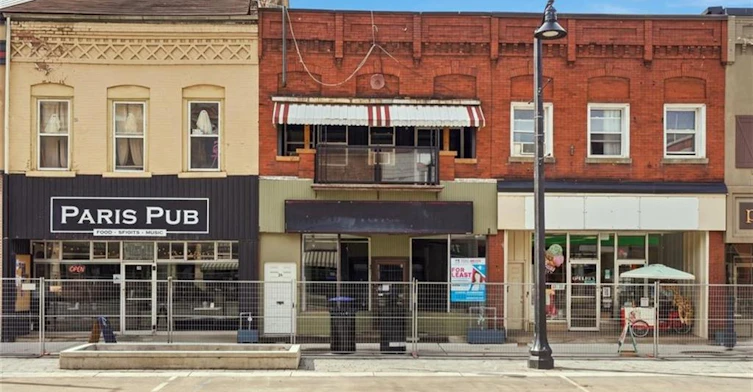 46 Grand River Street N, Brant, ON, N3L 2M2