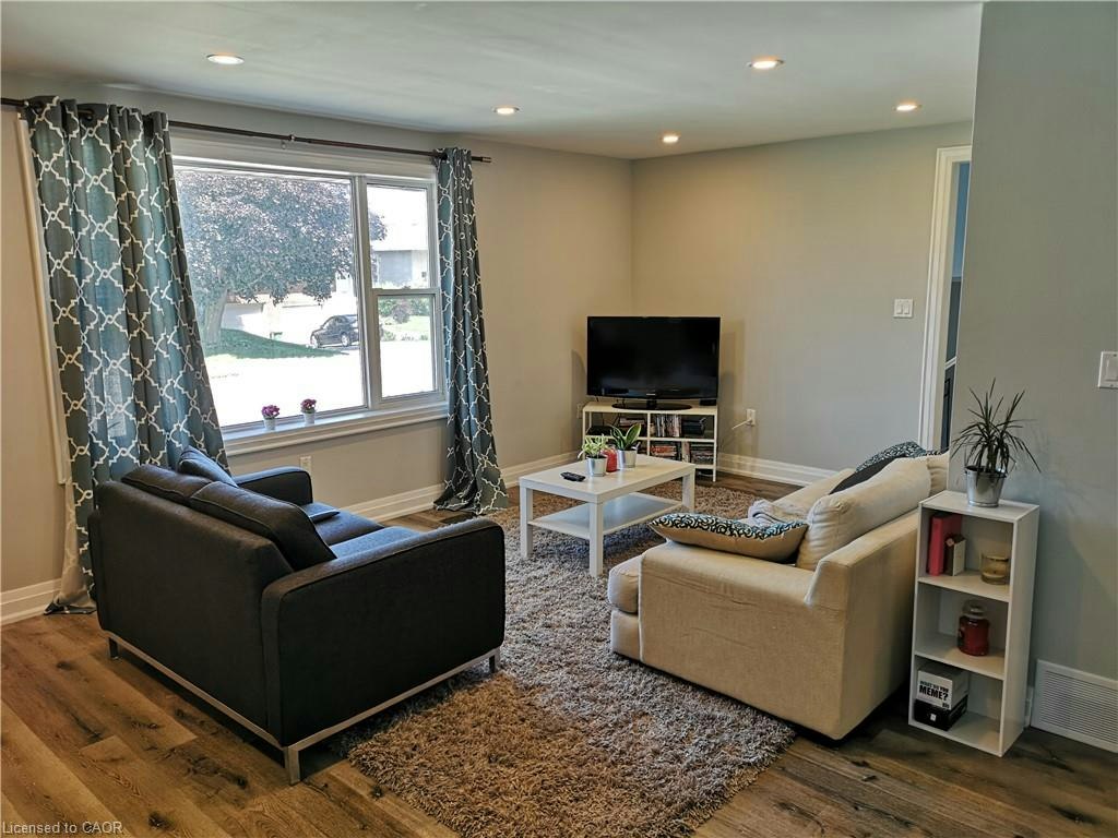 Main-258 Carson Drive, Hamilton, ON, L8T 2X7 - 2