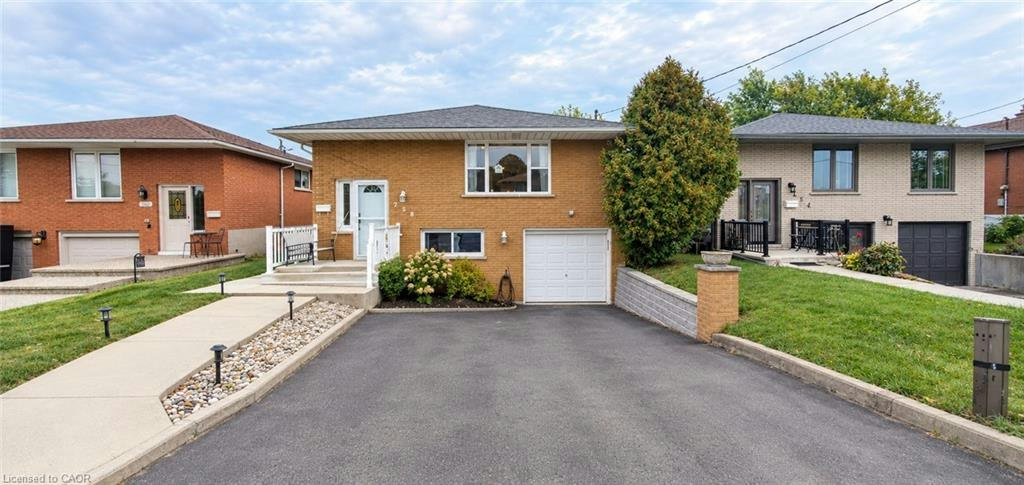 Main-258 Carson Drive, Hamilton, ON, L8T 2X7