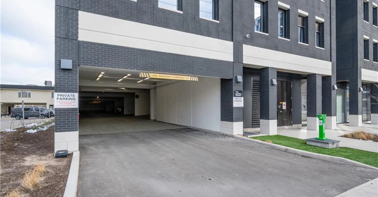 1401-181 King Street S, Waterloo, ON, N2J 1P7 - 21