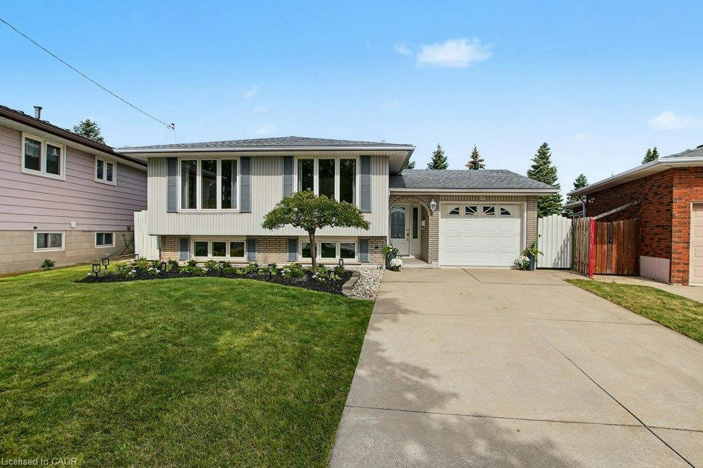 30 Catalina Drive, Hamilton, ON, L8G 2M5