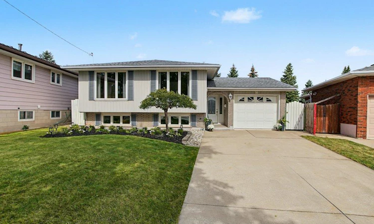 30 Catalina Drive