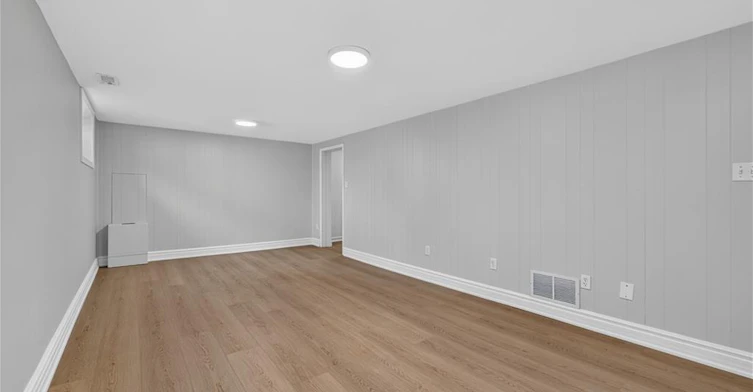 16 Nottingham Avenue, Hamilton, ON, L8T 3N5 - 28