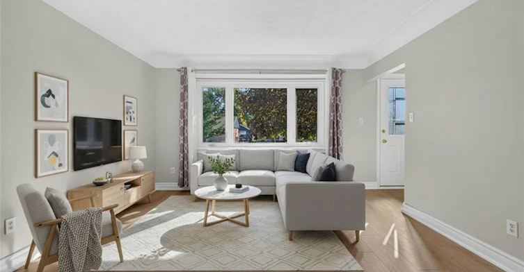 16 Nottingham Avenue, Hamilton, ON, L8T 3N5 - 4