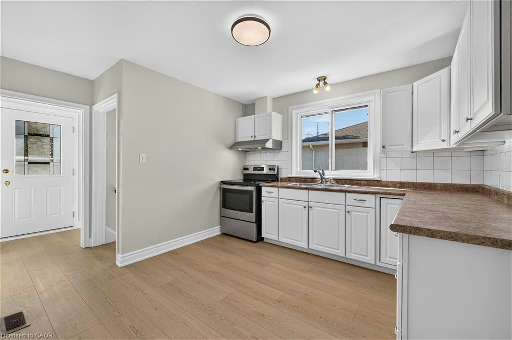 16 Nottingham Avenue, Hamilton, ON, L8T 3N5 - 13