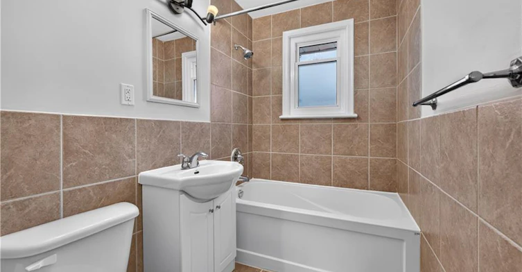 16 Nottingham Avenue, Hamilton, ON, L8T 3N5 - 15