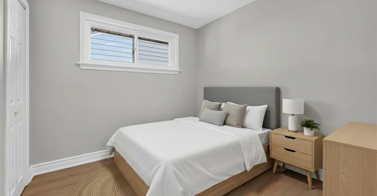 16 Nottingham Avenue, Hamilton, ON, L8T 3N5 - 20