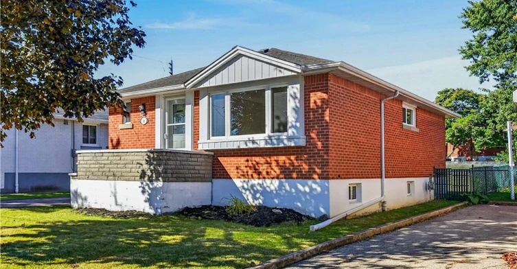 16 Nottingham Avenue, Hamilton, ON, L8T 3N5 - 39