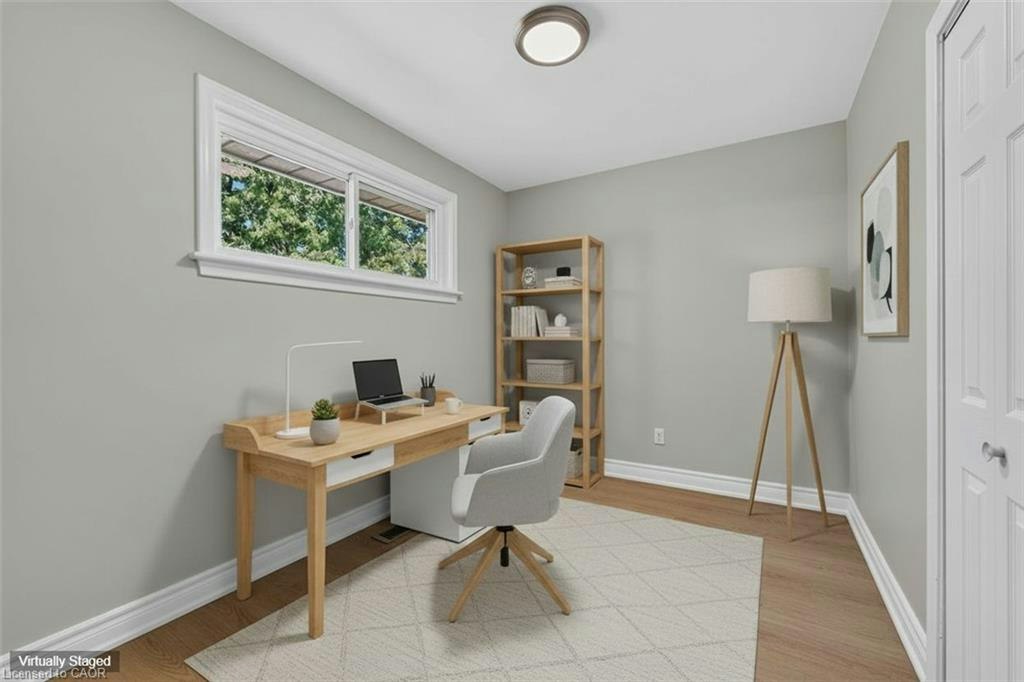16 Nottingham Avenue, Hamilton, ON, L8T 3N5 - 22