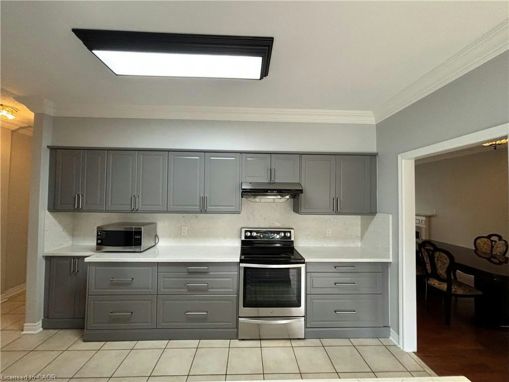 8 Yorkwood Trail, Brampton, ON, L6R 3J3 - 2