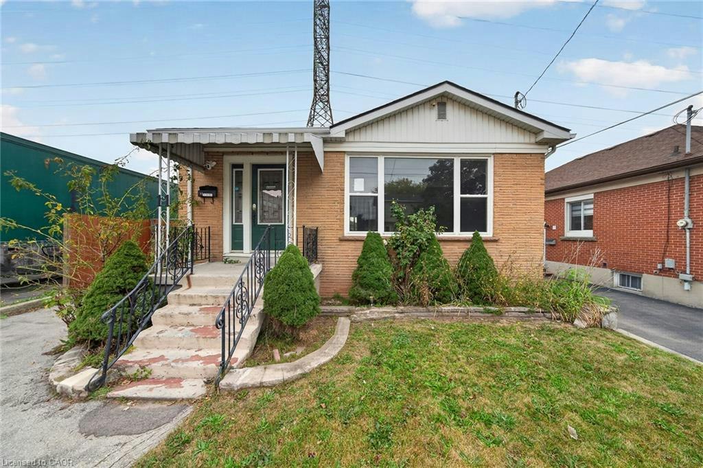 11 Selkirk Avenue, Hamilton, ON, L8H 5L6