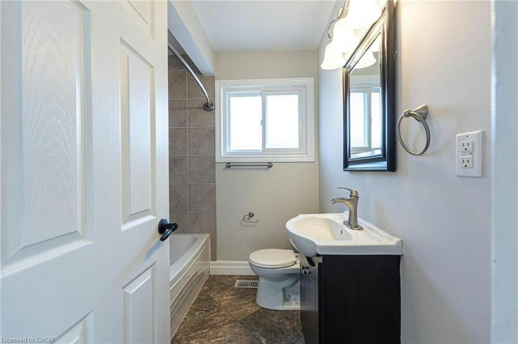 1-60 Burfield Avenue, Hamilton, ON, L8T 2J9 - 15