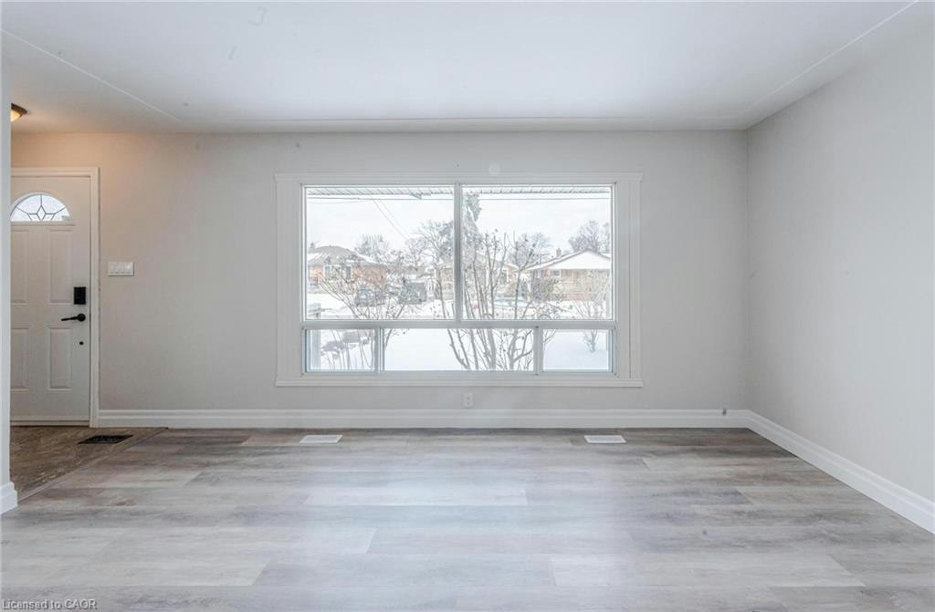 1-60 Burfield Avenue, Hamilton, ON, L8T 2J9 - 2