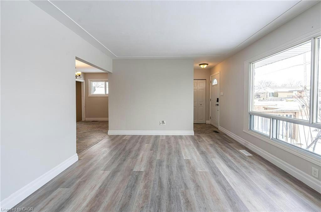 1-60 Burfield Avenue, Hamilton, ON, L8T 2J9 - 3