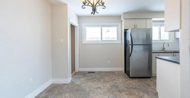1-60 Burfield Avenue, Hamilton, ON, L8T 2J9 - 11