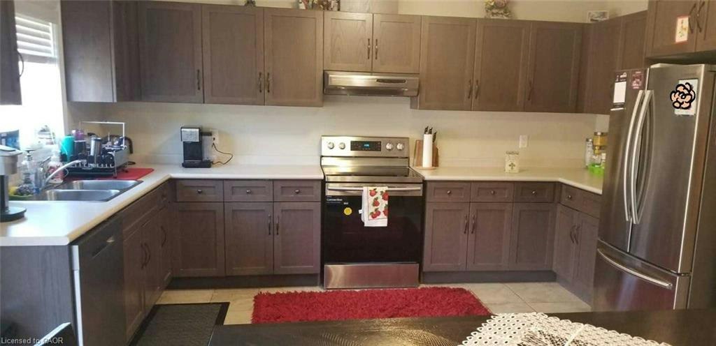 G3-70 Willowrun Drive, Kitchener, ON, N2A 0J3 - 3