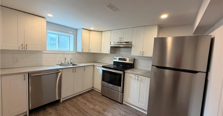246 East 27th Street, Hamilton, ON, L8V 3G4