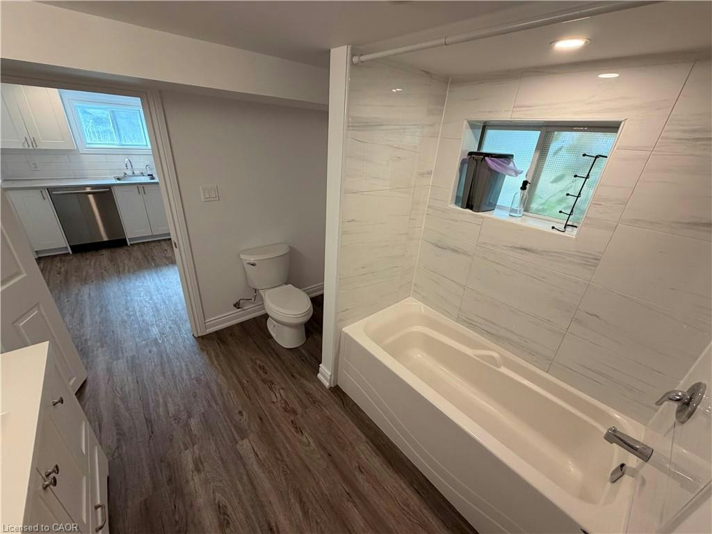246 East 27th Street, Hamilton, ON, L8V 3G4 - 6