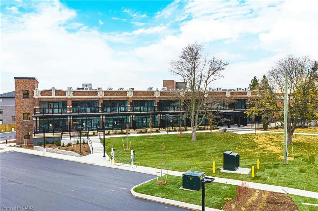 105-555 Sanatorium Road, Hamilton, ON, L9C 2B1