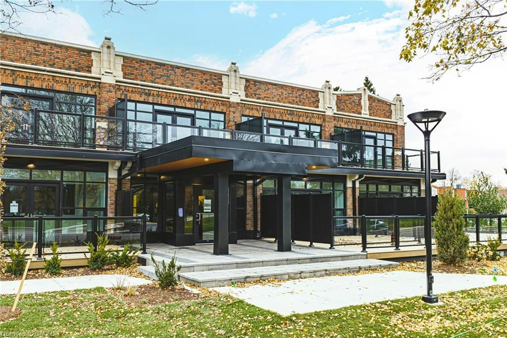 101-555 Sanatorium Road, Hamilton, ON, L9C 2B1 - 2