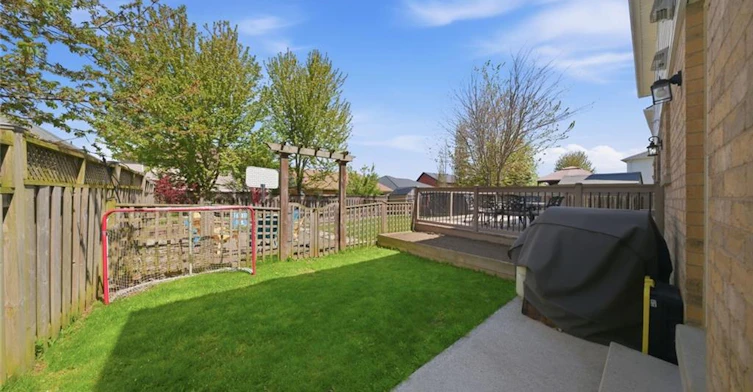 Upper-20 Webb Avenue, Brantford, ON, N3T 6S5 - 29